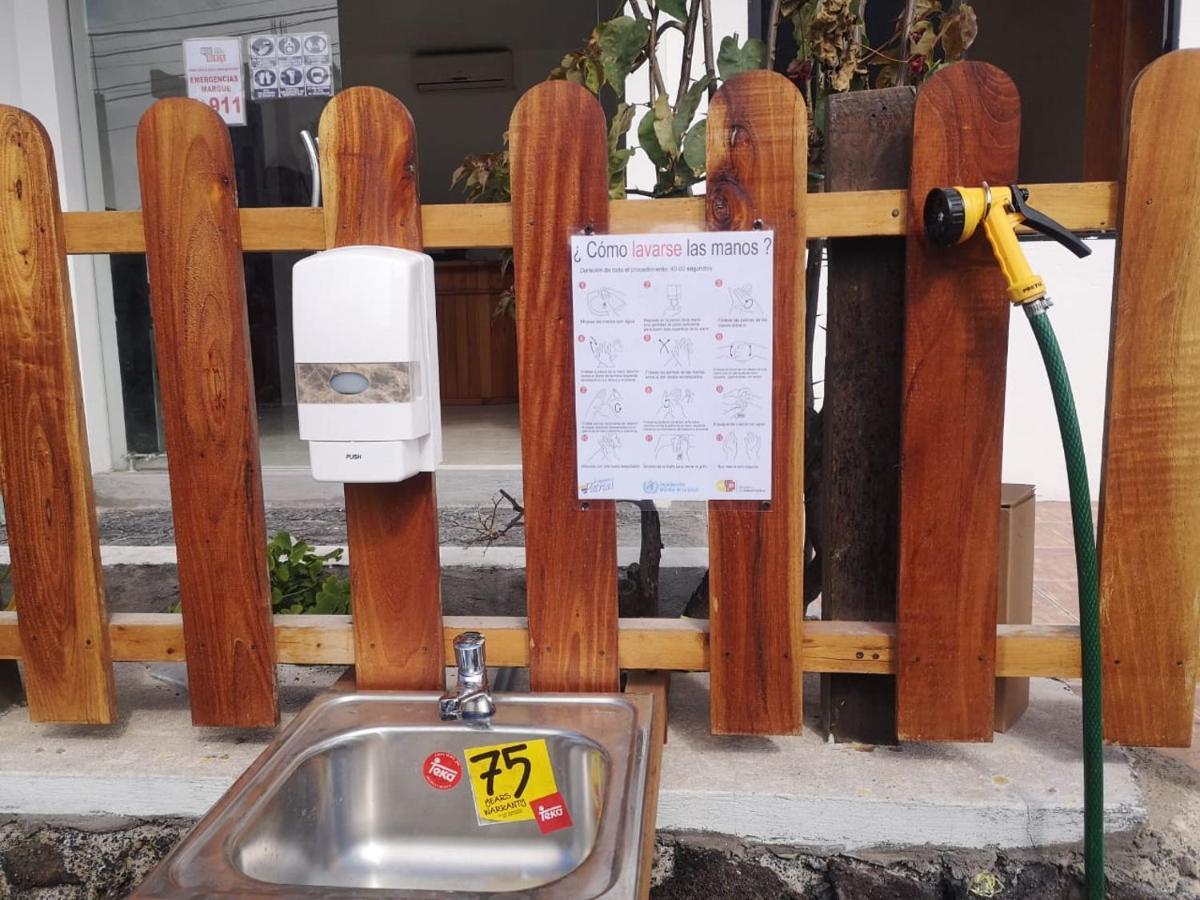 Hostal Sandrita Пуерто Виламил Екстериор снимка