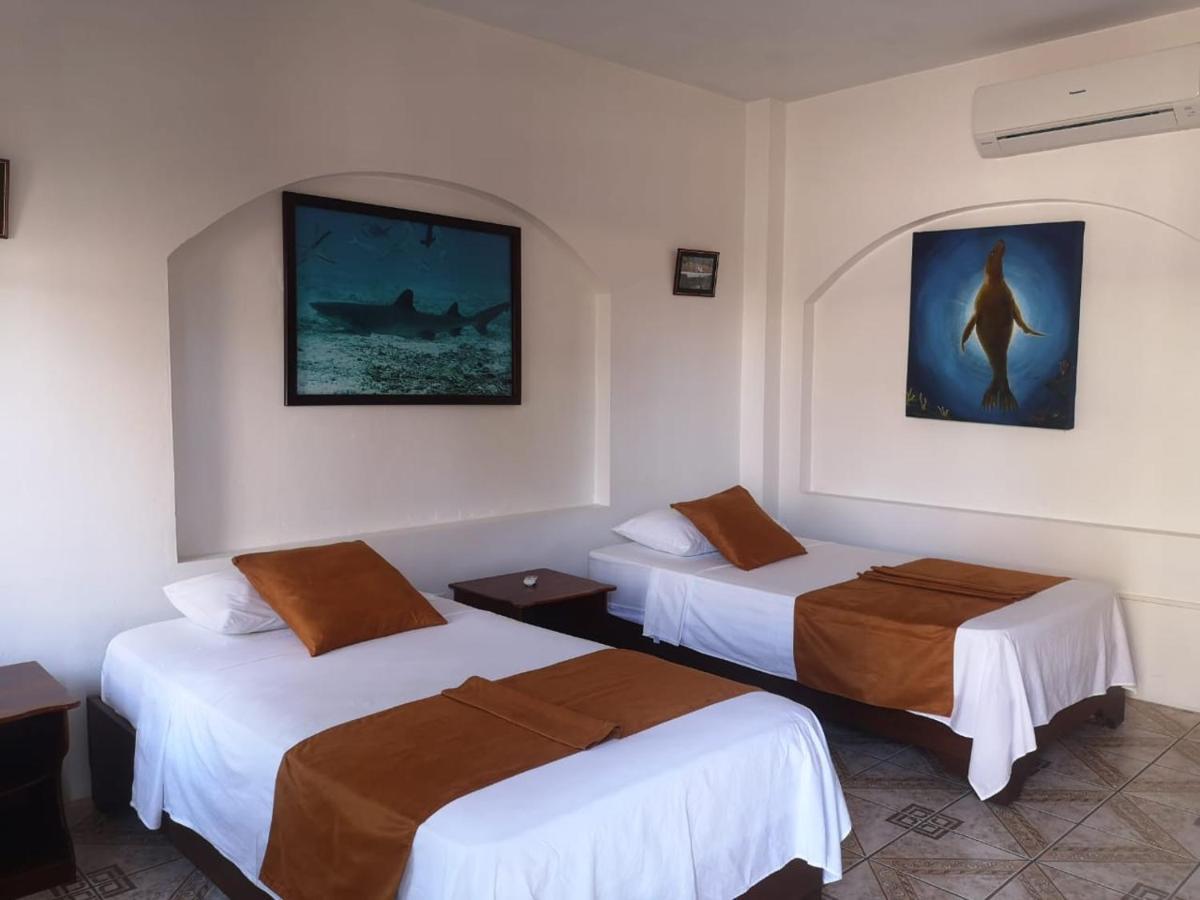 Hostal Sandrita Пуерто Виламил Екстериор снимка