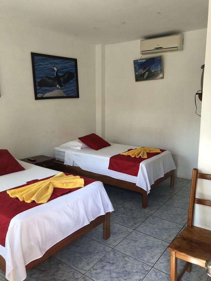Hostal Sandrita Пуерто Виламил Екстериор снимка